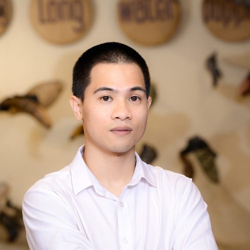 Nghệ sĩ Lê Văn
