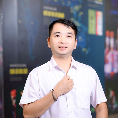 Lê Văn Hùng