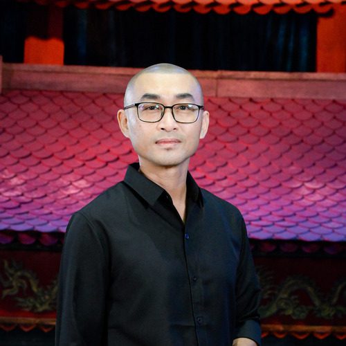 NSƯT Bạch Quốc Khanh