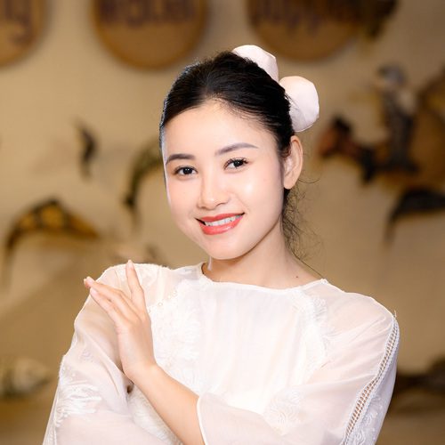 Nghệ sĩ Nguyễn Thị Hương Ly